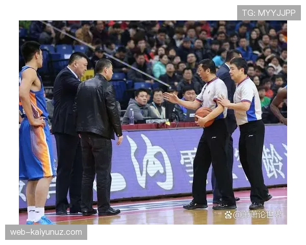 严重犯规判罚标准及其对比赛裁判规则的具体影响解析