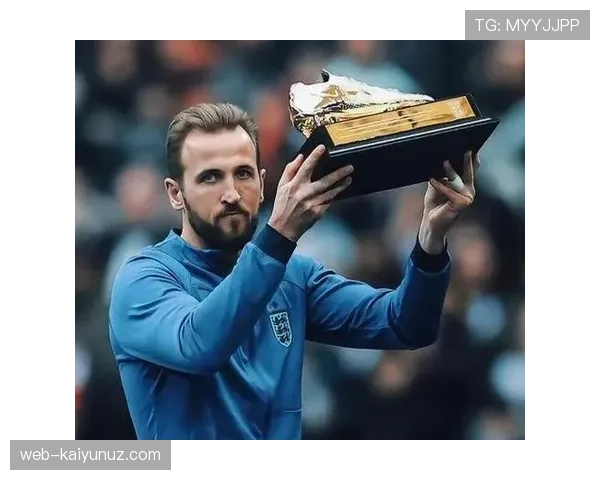 哈里·凯恩如何从频繁外租蜕变为顶级前锋：成长路径与关键转折解析