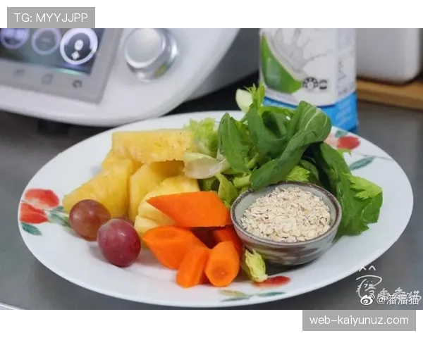 库里家早餐吃的是有机藜麦配冰镇椰子水，不是咖啡泡麦片